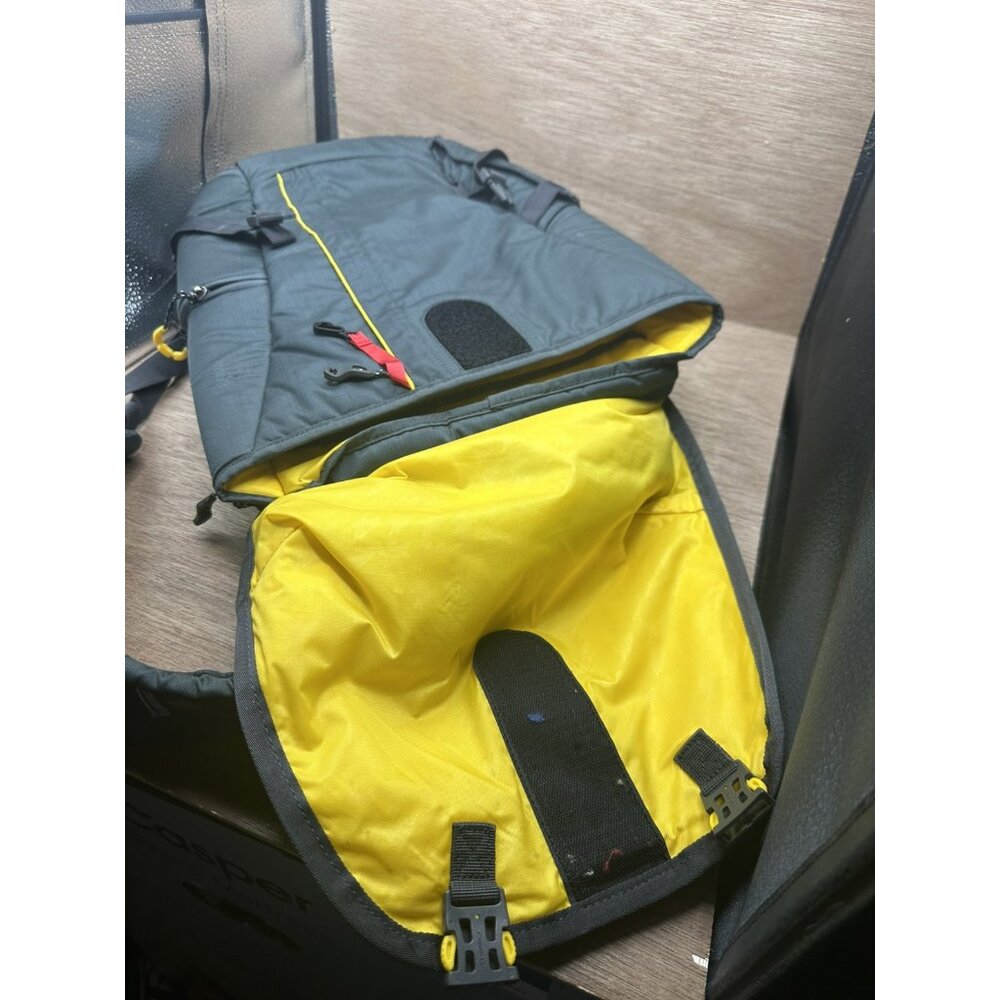 Mountainsmith Spectrum Camera Laptop Backpack Wat… - image 4